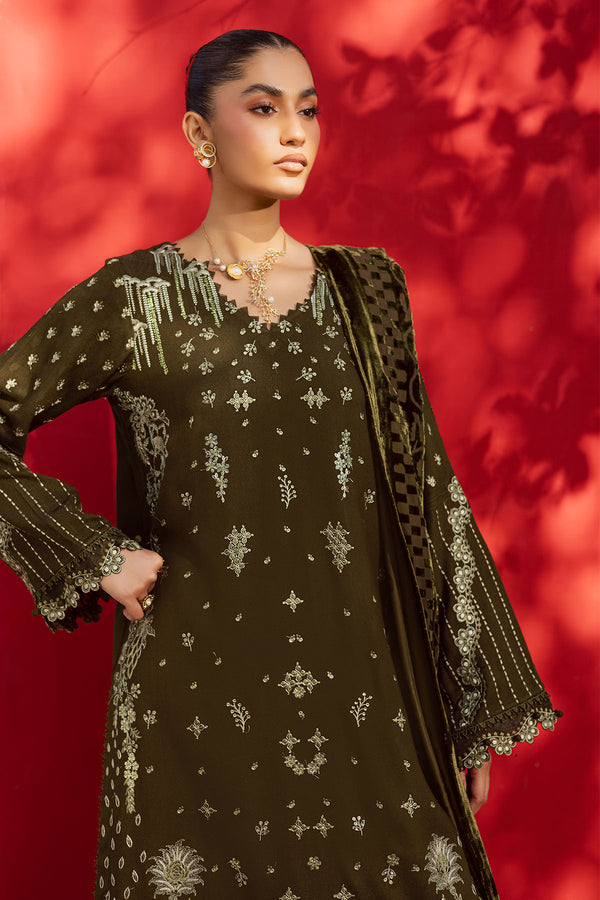 NE-190 – authentic Pakistani dress from the Exclusive Leather Peach collection for women in the UK