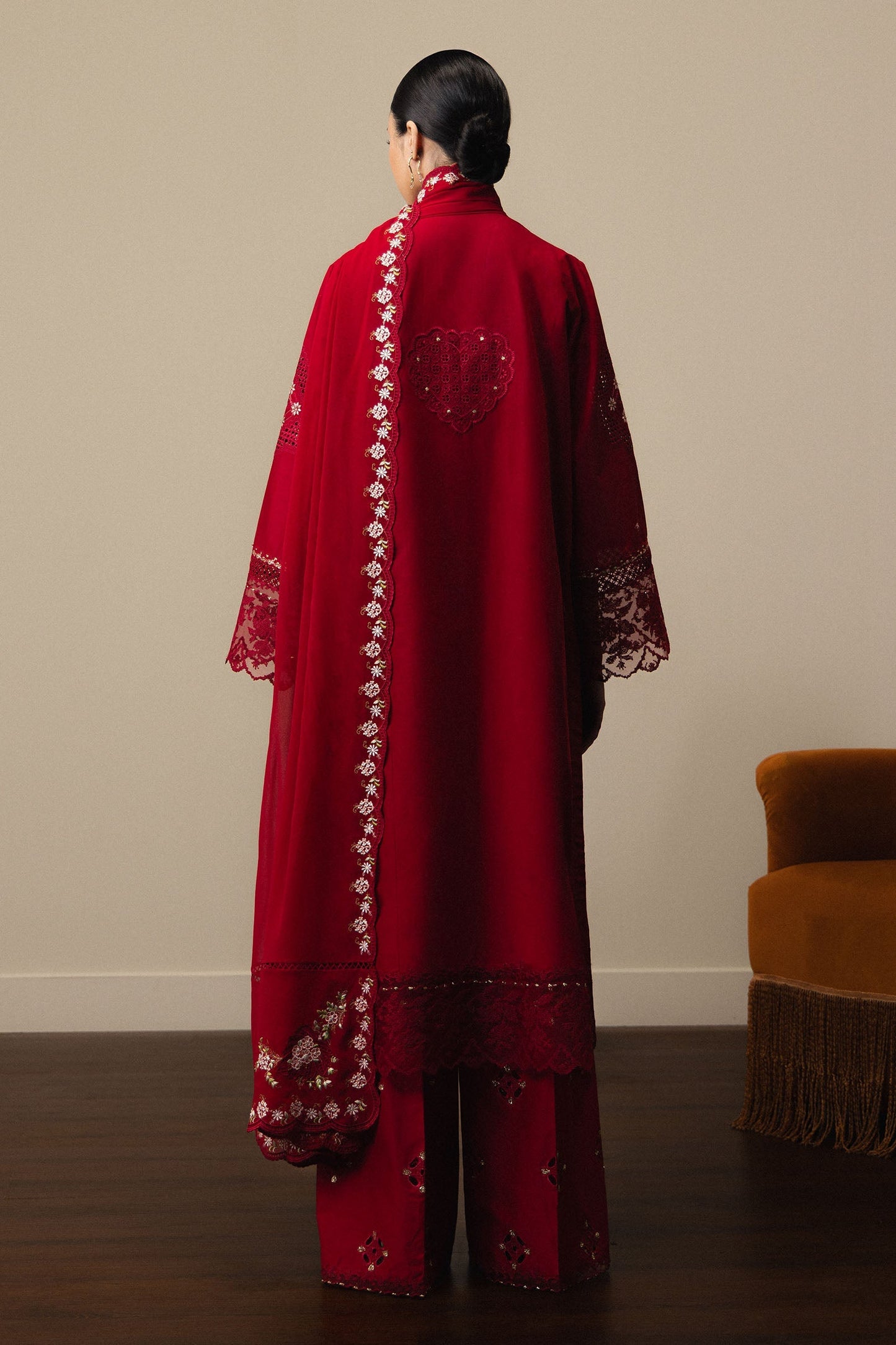 Model Wearing Red Pima Lawn Long Shirt - Zara Shahjahan | Satori 2026 | Akari-D8 - Ladies Clothes - Maria Faisal