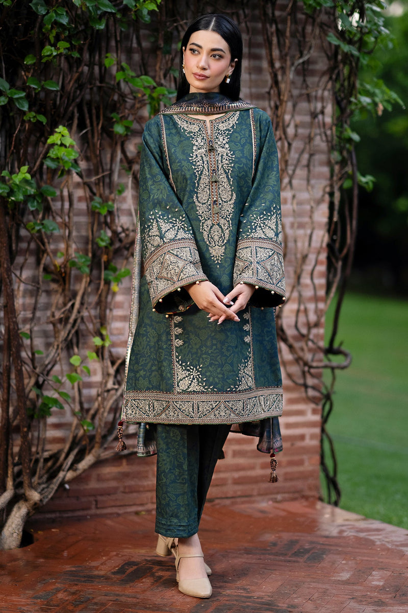 Jazmin | Winter Edition 24 | VISCOSE UW-0062 - Designer Dress with Intricate embroidery and embellishments. Shop elegent wedding dress at Maria Faisal.