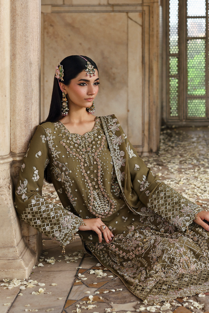 Emaan Adeel | Romansiyyah Luxury Formals | OLIVEA - Ladies Clothes - Maria Faisal