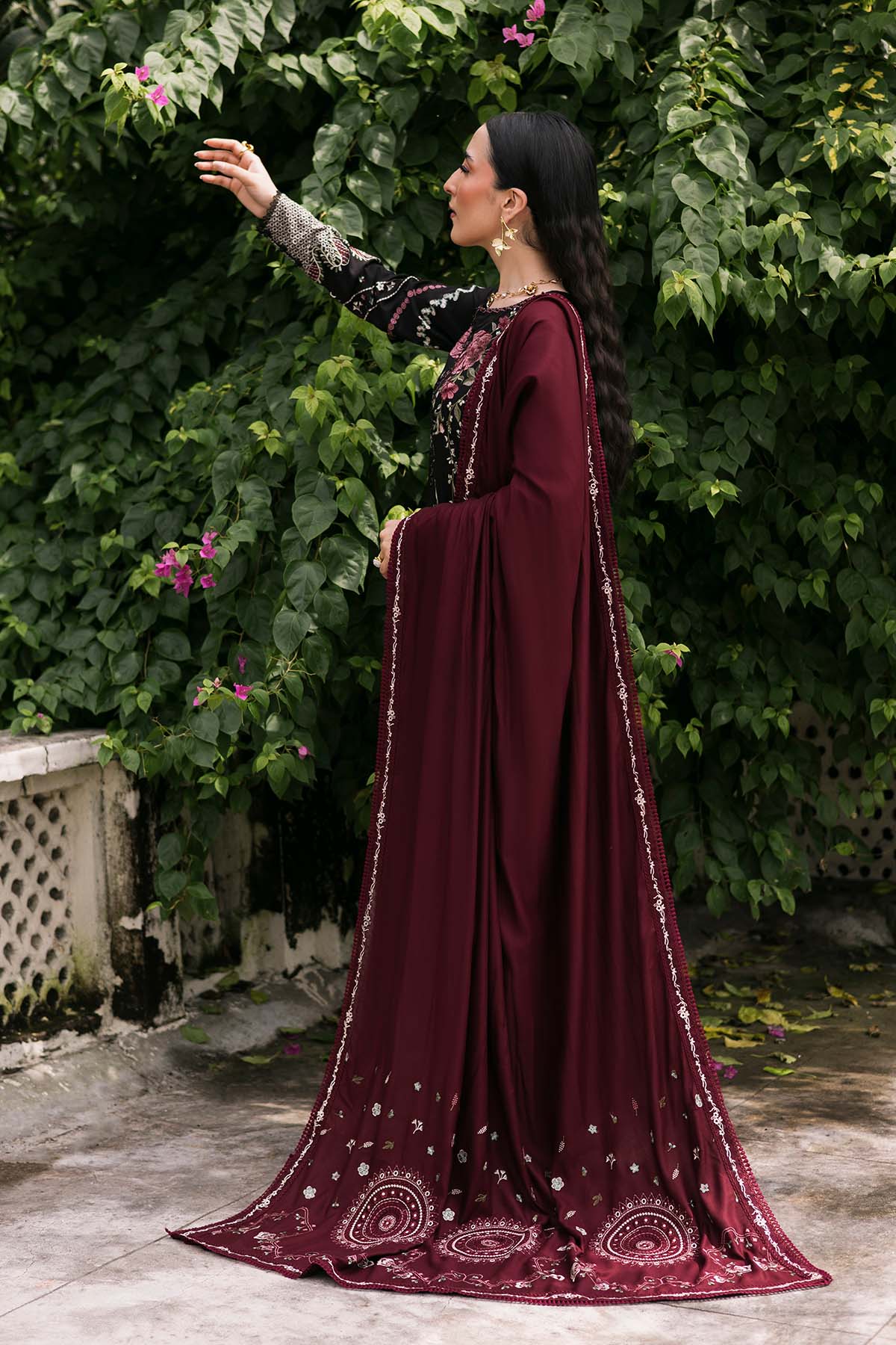 Nureh | Exclusive Winter 25 | NE-179 - Casual Dress - available at Maria Faisal in UK and USA.