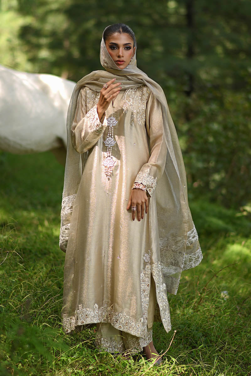Hue Pret | Farasha Luxury Winter | Esmeray - Ladies Clothes - Maria Faisal
