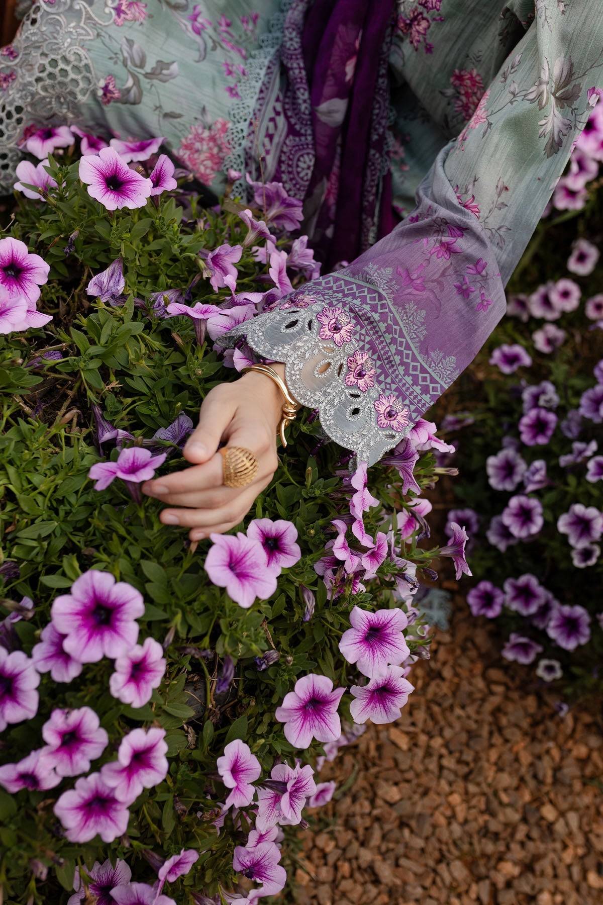 Nureh | Bloom 25 | BL-02 by Maria Faisal - Registered Vendor of : Nureh - type : Ladies Clothes - 100% original wedding dresses