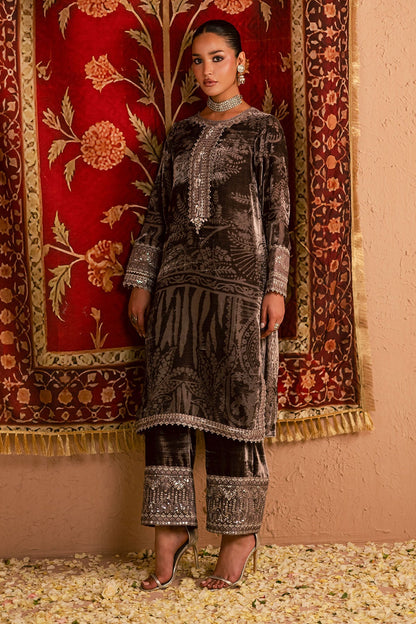 NU2-192 – authentic Pakistani dress from the Ballerina Winter 25 collection for women in the UK