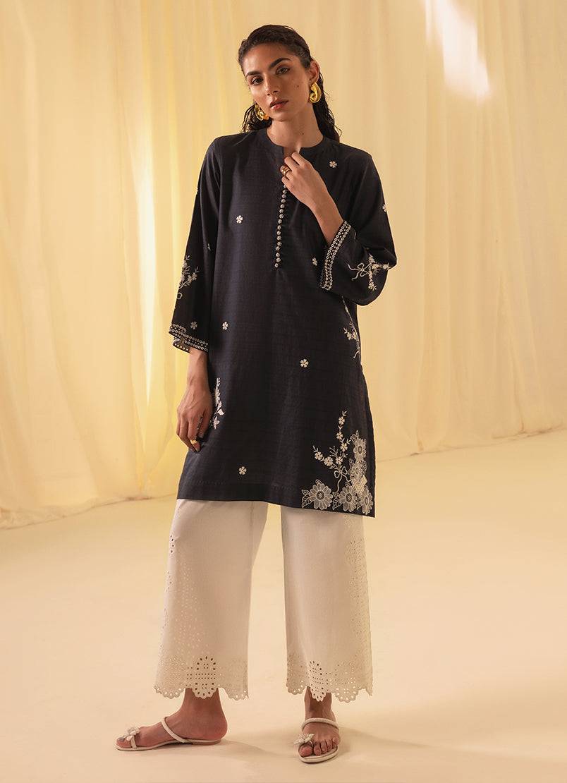 Image | Spring Basics 25 | IJSE-214055-12500 by Maria Faisal - Registered Vendor of : Image - type : Ladies Clothes - 100% original wedding dresses
