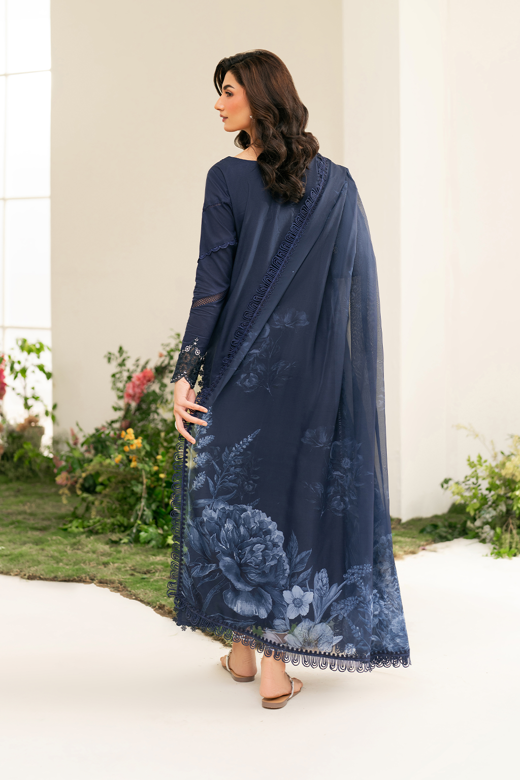 Iznik | Festive Edition | IFE-04 by Maria Faisal - Registered Vendor of : Iznik - type : Ladies Clothes - 100% original wedding dresses