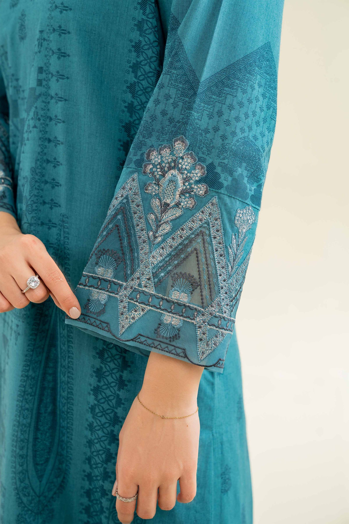 Nishat | Cross Season Edit | 42501044 - Ladies Clothes 