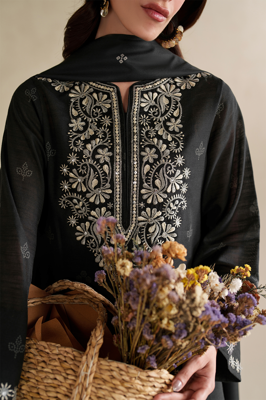 Iznik | Winter Chapter 25 | UE-591 Printed Khaddar - Casual Dress - available at Maria Faisal in UK and USA.