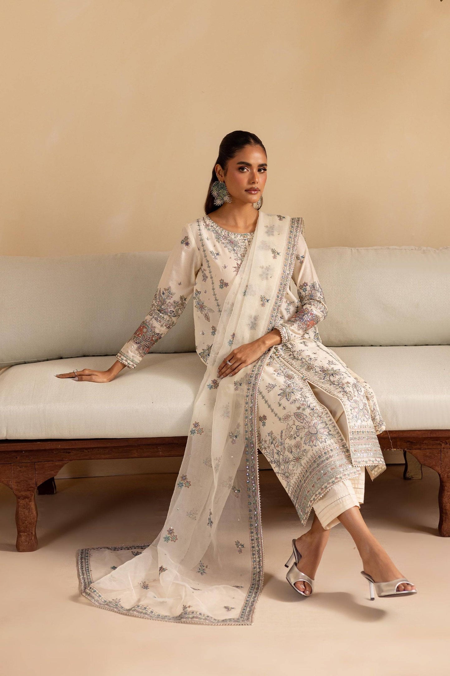 Batik | Cyra Luxury Solids |Stevie by Maria Faisal - Registered Vendor of : Batik - type : Ladies Clothes - 100% original wedding dresses