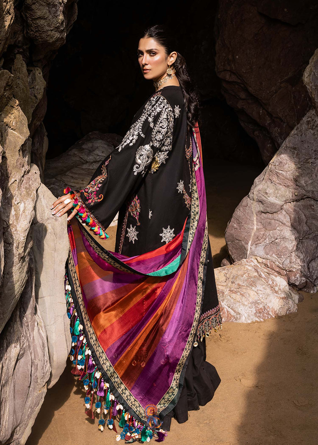 Sadaf Fawad Khan | Siraa Luxury Lawn 24| Nuha (A)
