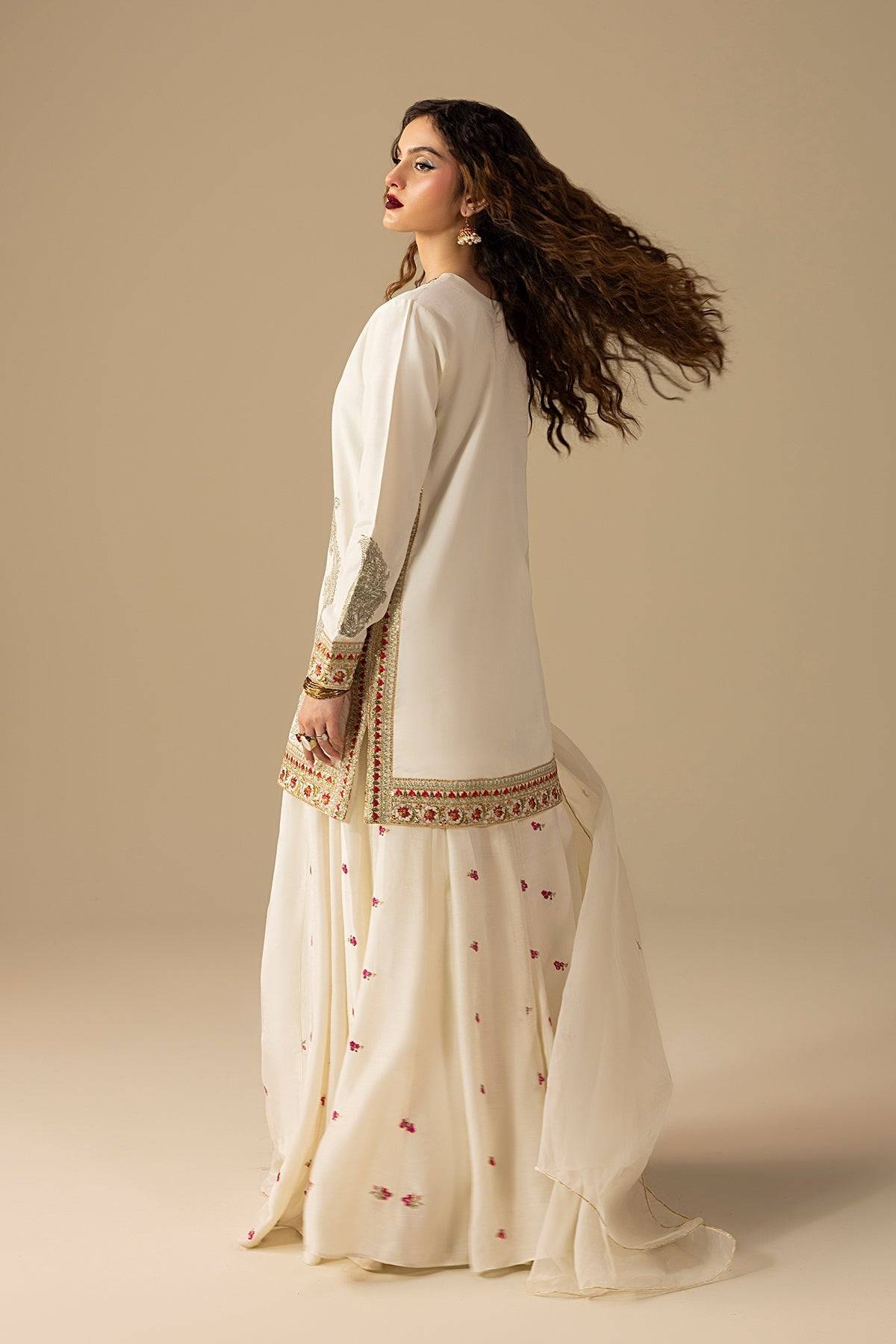 Erum Khan | Lillia Summer Edit | Dream Dust by Maria Faisal - Registered Vendor of : Erum Khan - type : Ladies Clothes - 100% original wedding dresses
