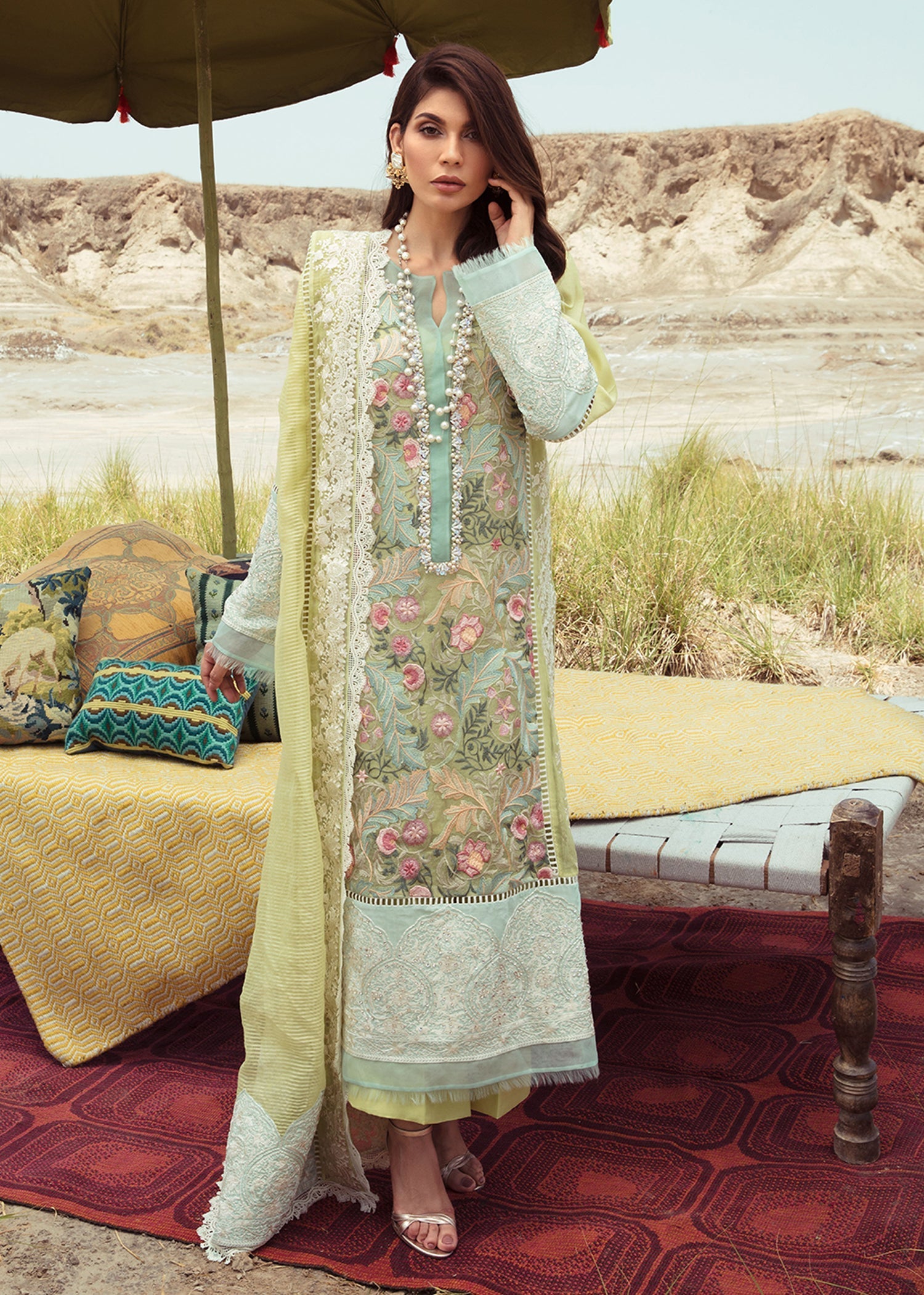 Saira Shakira | Luxury Pret | Aurora - Ladies Clothes - Maria Faisal