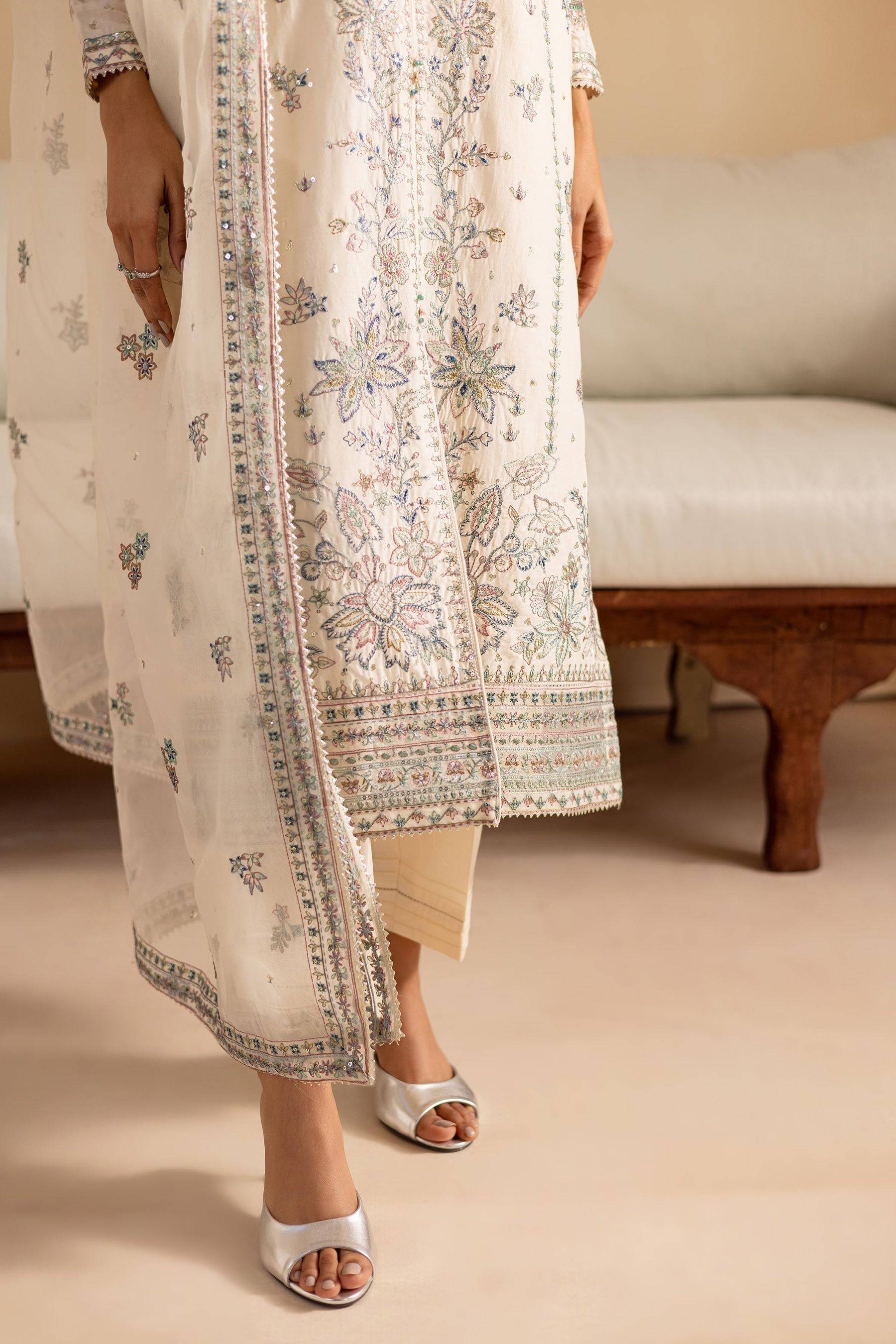 Batik | Cyra Luxury Solids |Stevie by Maria Faisal - Registered Vendor of : Batik - type : Ladies Clothes - 100% original wedding dresses