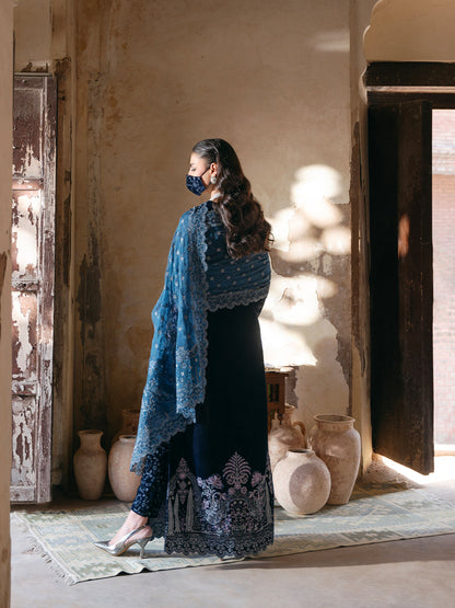 Flossie | Siara Velvet Formals | V-105 - B - Ladies Clothes - Maria Faisal