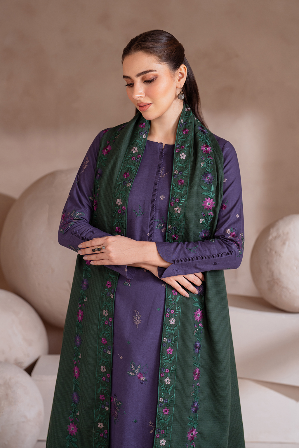 Iznik | Exclusive Winter | UE-366 - Ladies Clothes - Maria Faisal
