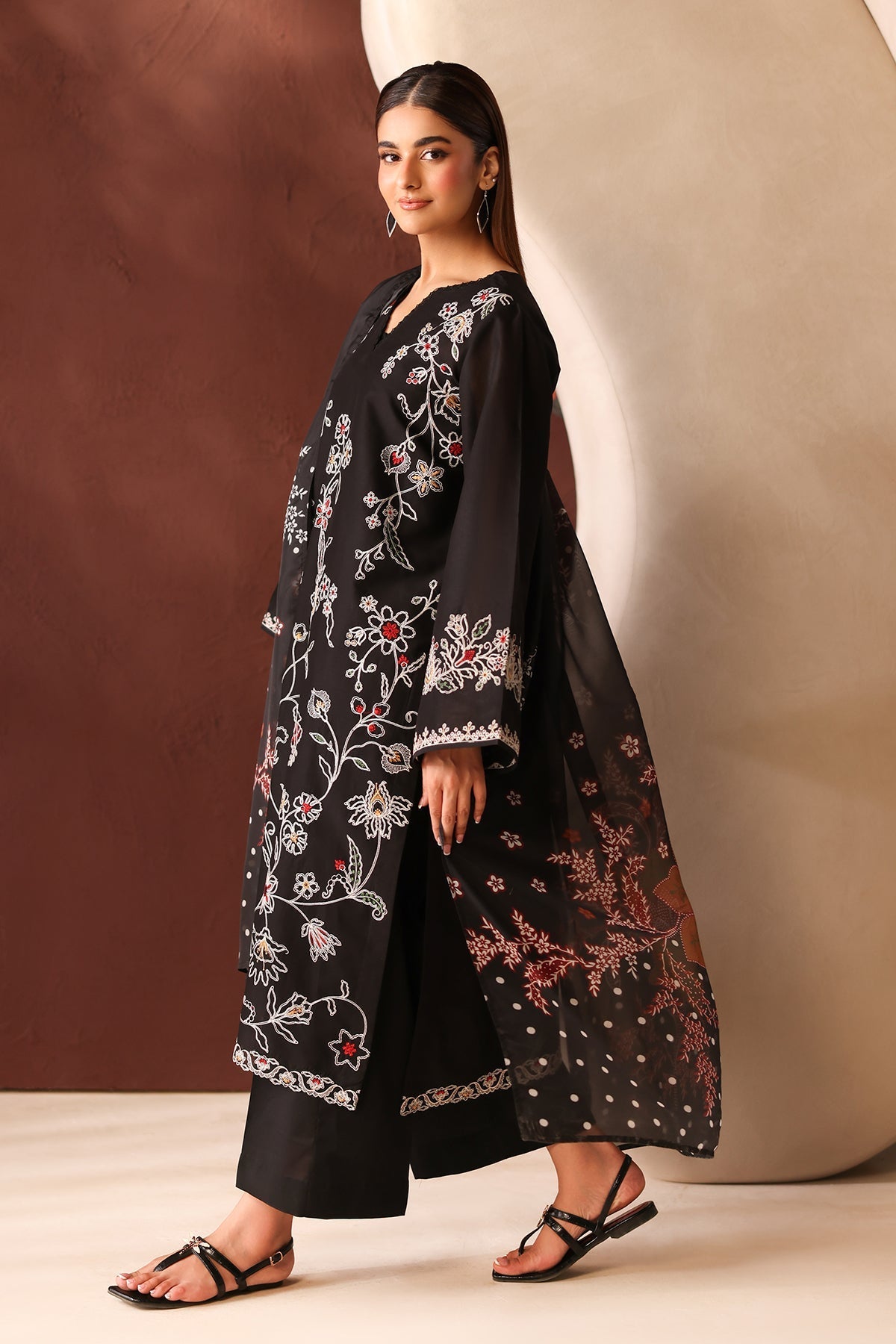 Baroque | Luxury Summer Pret | UF-4483 - Luxury Dress - available at Maria Faisal in UK and USA.
