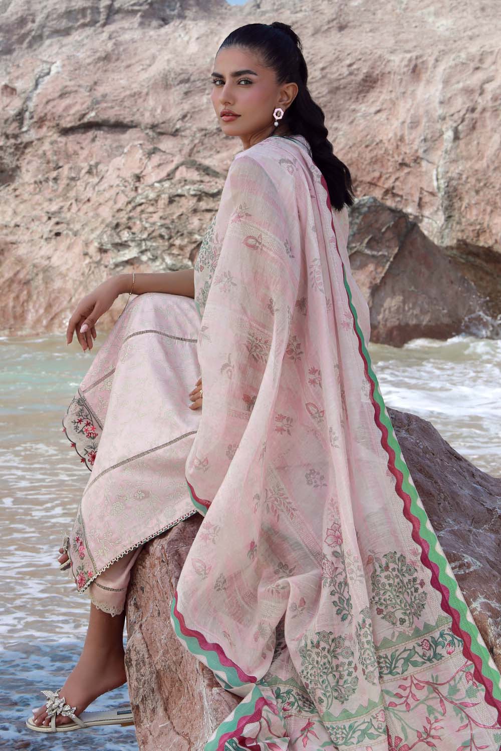 Seran | Afsanah Lawn 25 | INSA by Maria Faisal - Registered Vendor of : Seran - type : Ladies Clothes - 100% original wedding dresses