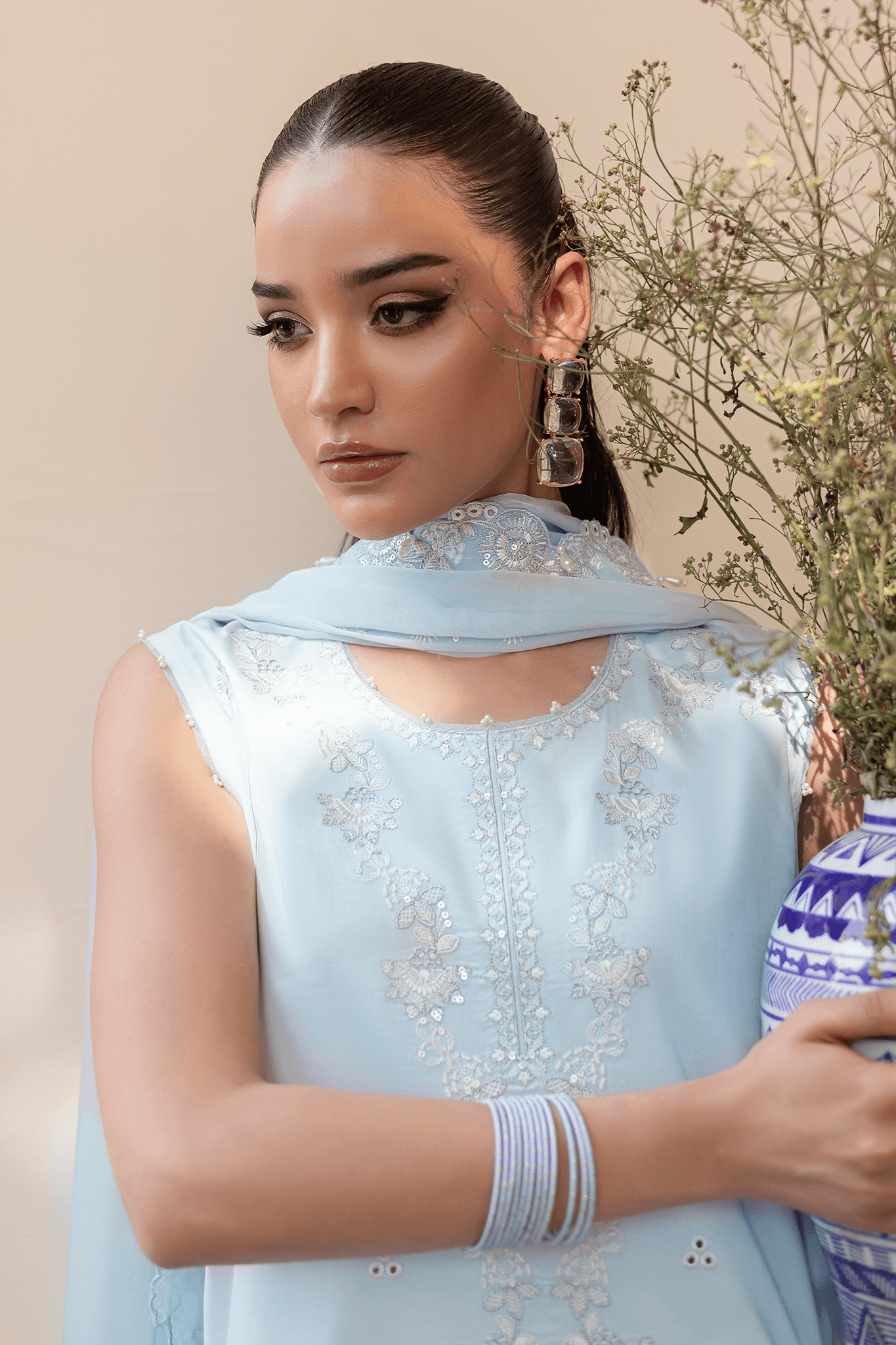 Seran | Nayab Eid Lawn | NIHA by Maria Faisal - Registered Vendor of : Seran - type : Ladies Clothes - 100% original wedding dresses