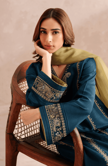 Seran | Eid Luxe Pret 25 | AURIC by Maria Faisal - Registered Vendor of : Seran - type : Ladies Clothes - 100% original wedding dresses