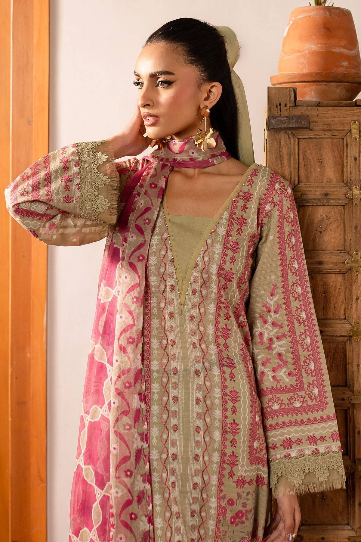 Nureh | Printed lawn 25 | SP-141 by Maria Faisal - Registered Vendor of : Nureh - type : Ladies Clothes - 100% original wedding dresses