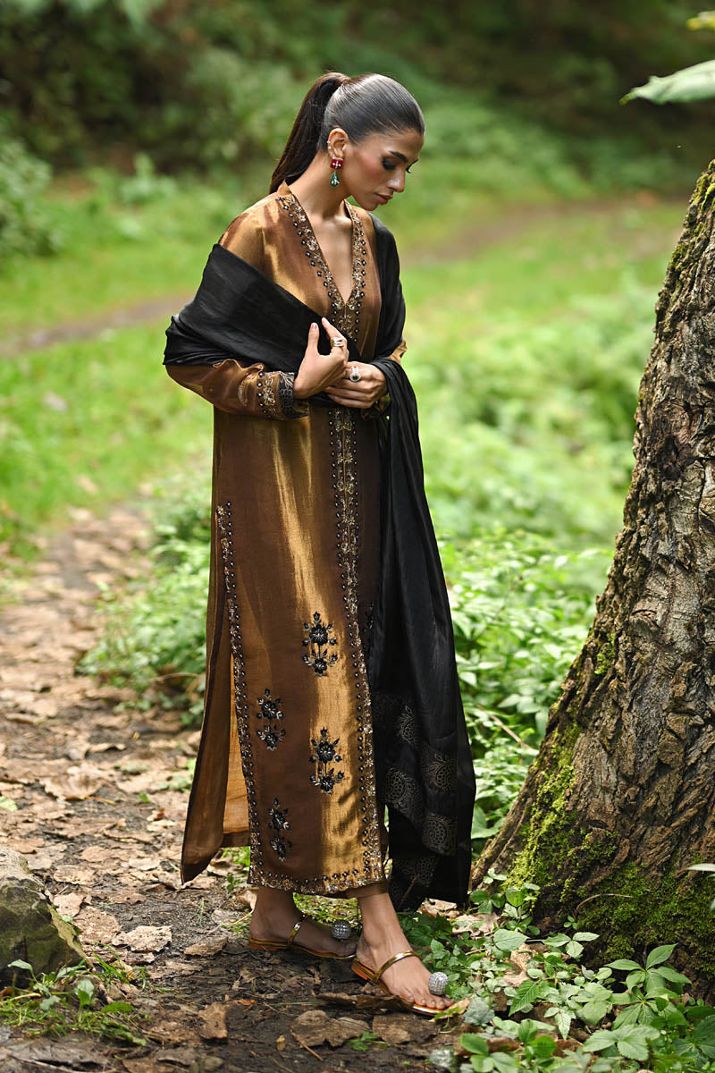 Hue Pret | Farasha Luxury Winter | Nawal - Ladies Clothes - Maria Faisal