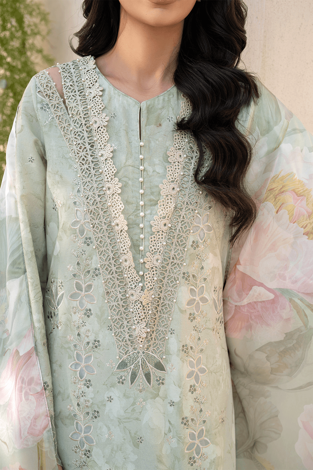 Iznik | Festive Lawn 25 | EFL-07 by Maria Faisal - Registered Vendor of : Iznik - type : Ladies Clothes - 100% original wedding dresses
