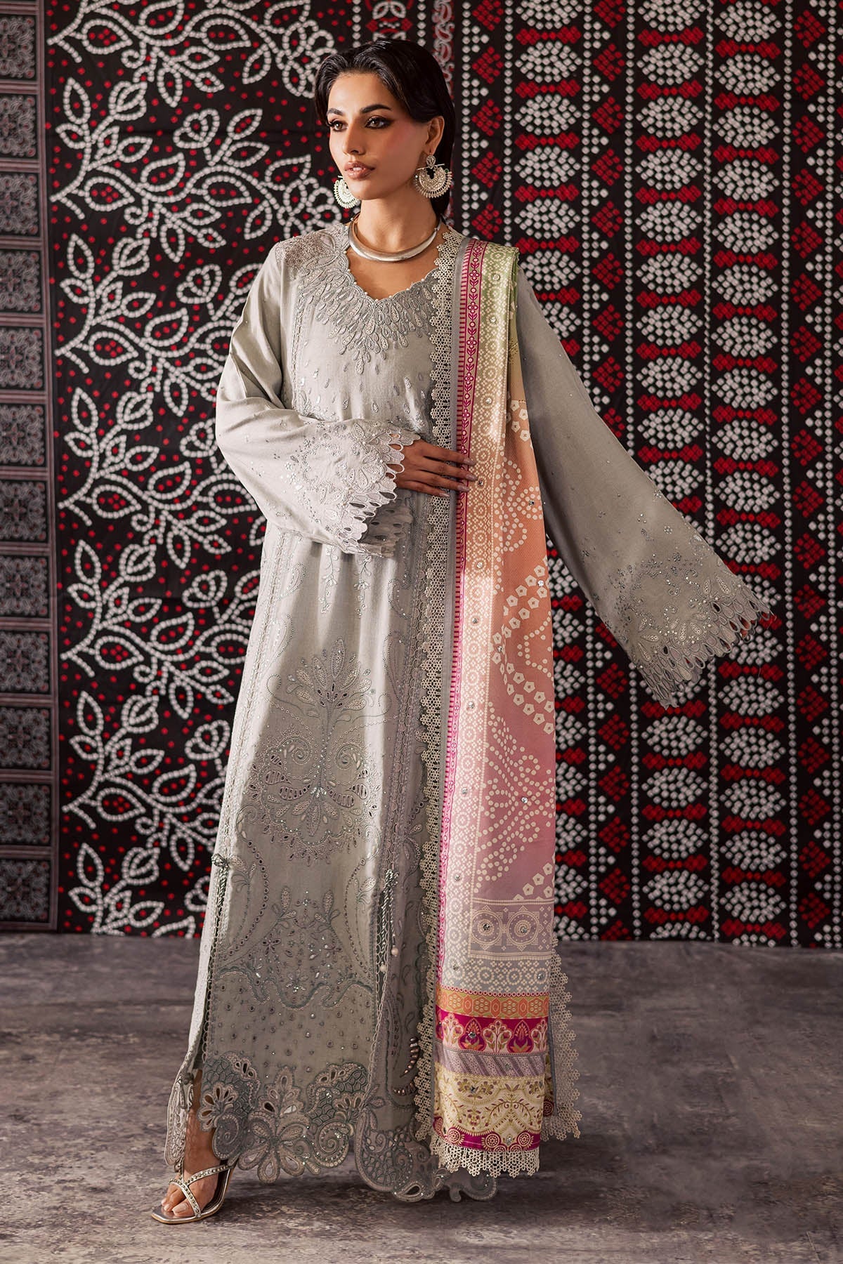 NE-207 – authentic Pakistani dress from the Bazaar Luxe 25 collection for women in the UK
