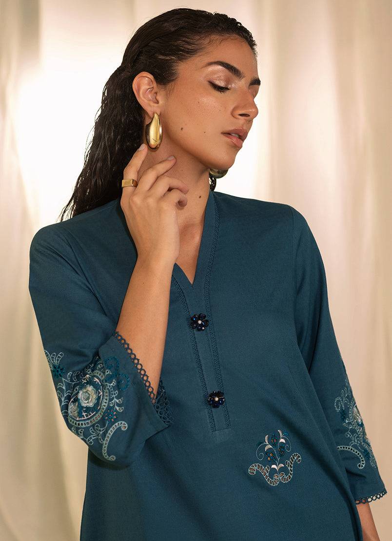 Image | Spring Basics 25 | IJSE-214050-12570 by Maria Faisal - Registered Vendor of : Image - type : Ladies Clothes - 100% original wedding dresses