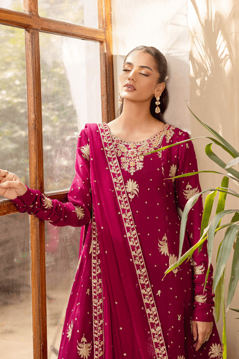 Emaan Adeel | Noore Festive Formals | ZAIMA by Maria Faisal - Registered Vendor of : Emaan Adeel - type : Ladies Clothes - 100% original wedding dresses