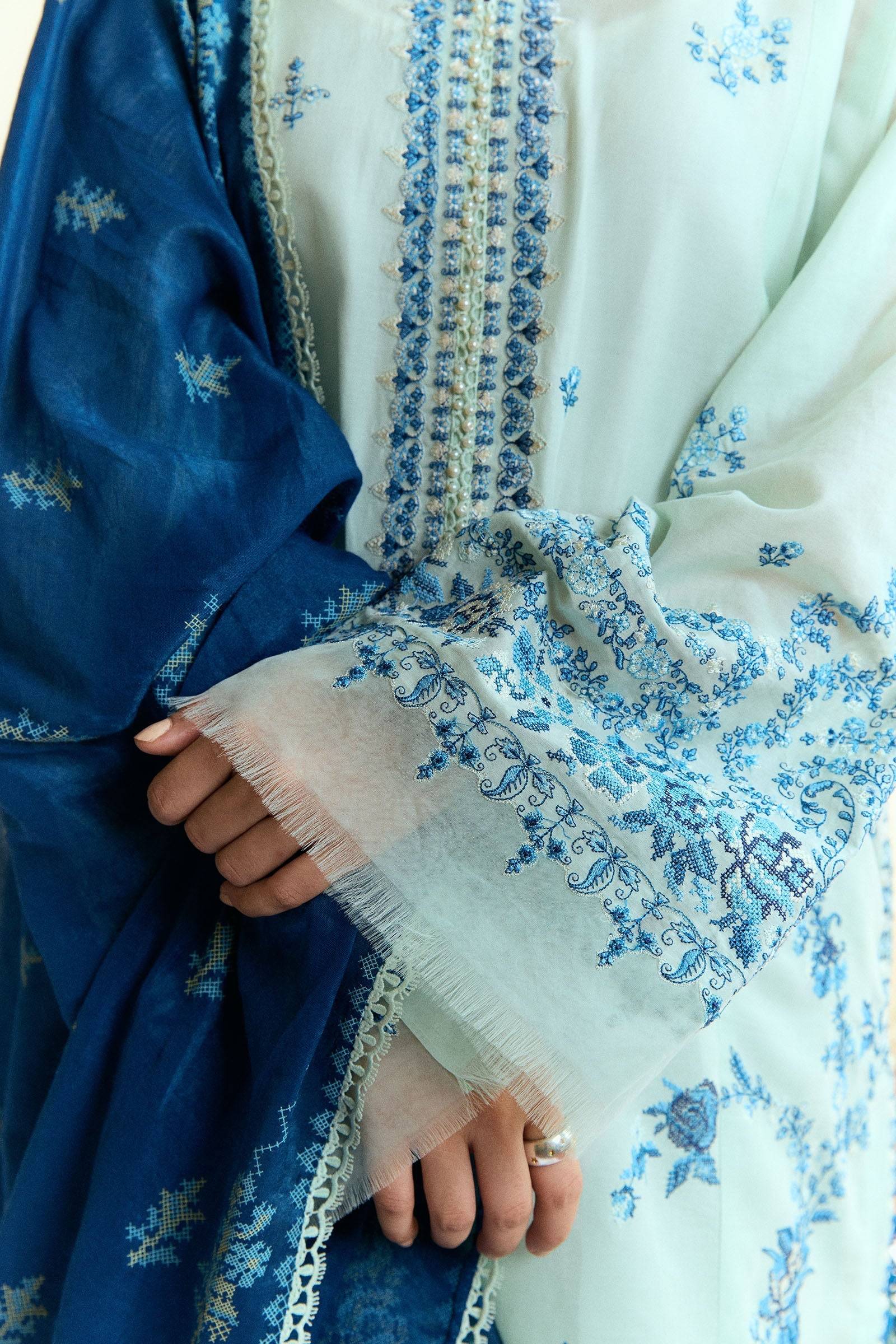 Zara Shahjahan | Coco Eid Edit | Isle-D10 by Maria Faisal - Registered Vendor of : Zara Shahjahan - type : Ladies Clothes - 100% original wedding dresses