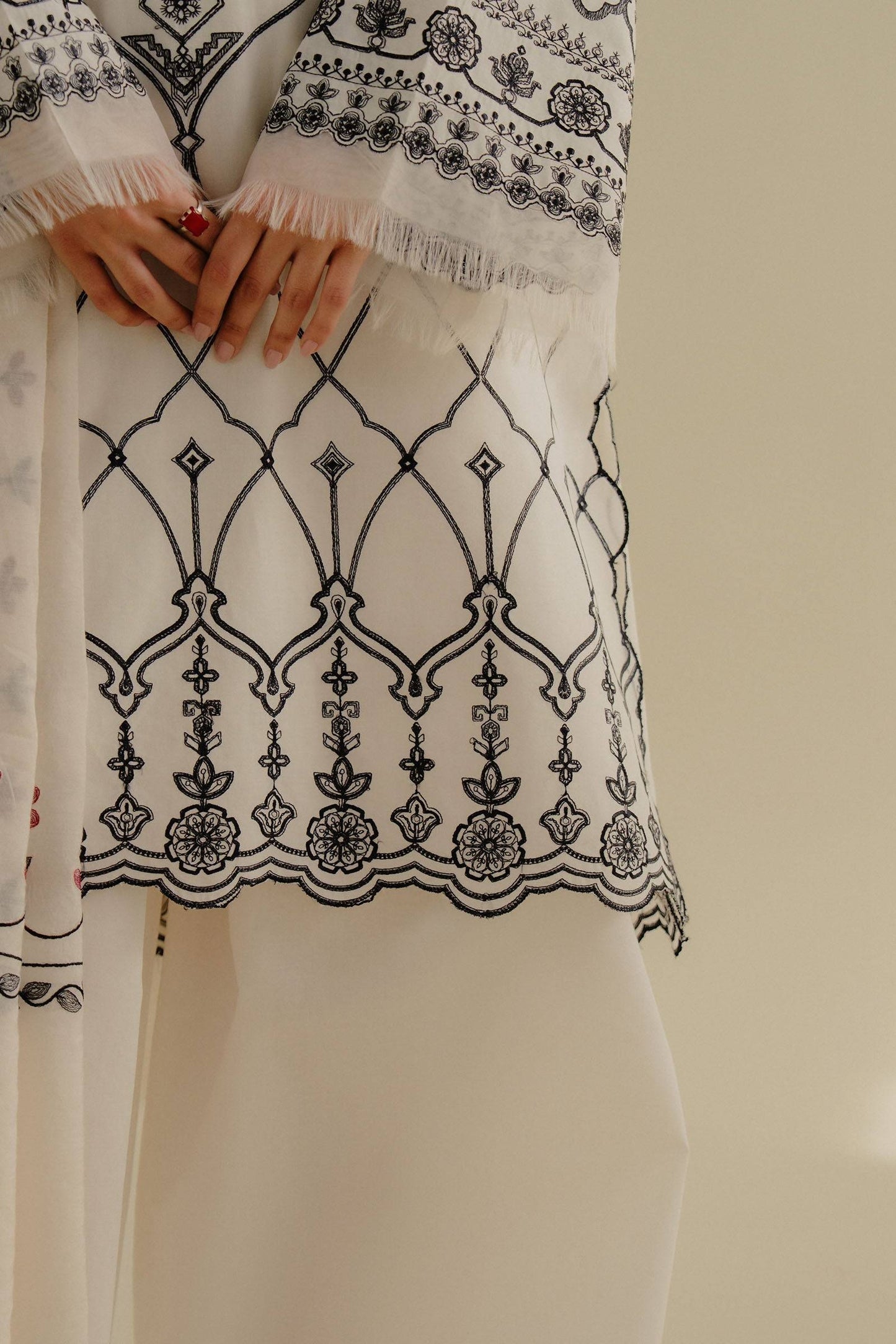 Zara Shahjahan | Coco Lawn 25 | Iris-2B by Maria Faisal - Registered Vendor of : Zara Shahjahan - type : Ladies Clothes - 100% original wedding dresses