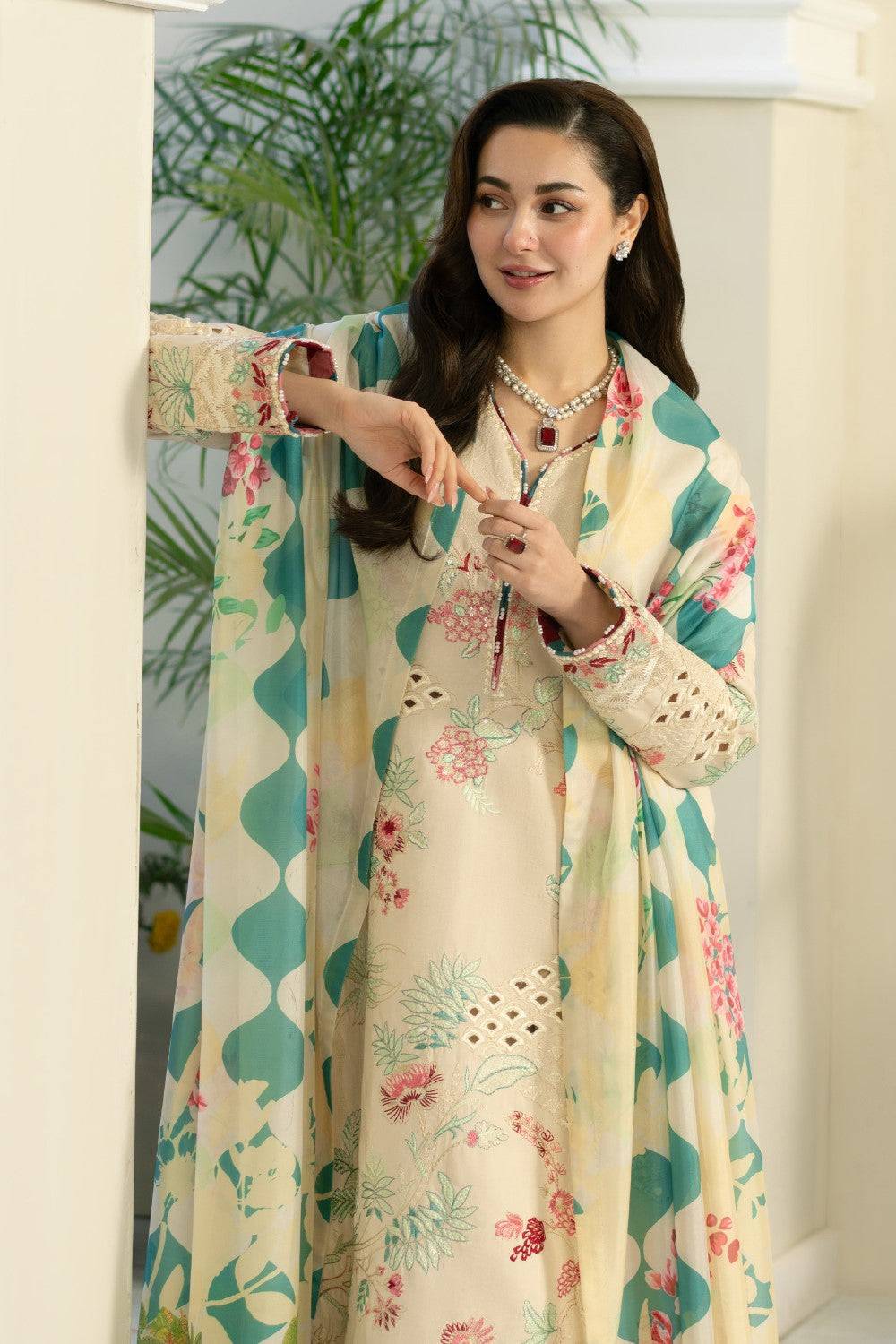 Maryum N Maria | Luxury Lawn 25 | AEISHA - MS50109 by Maria Faisal - Registered Vendor of : Maryum N Maria - type : Ladies Clothes - 100% original wedding dresses