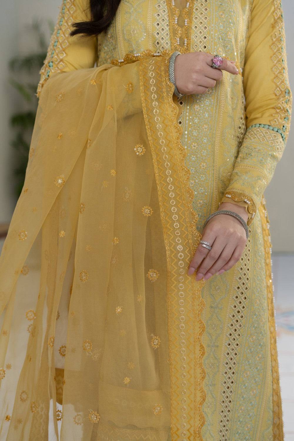 Maryum N Maria | Luxury Lawn 25 | AERIN - MS50111 by Maria Faisal - Registered Vendor of : Maryum N Maria - type : Ladies Clothes - 100% original wedding dresses