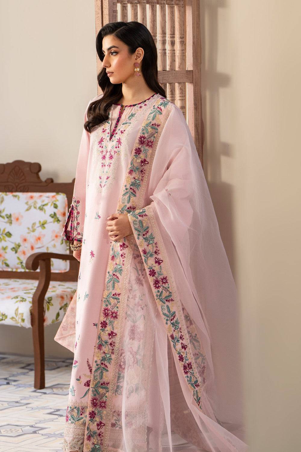 Maryum N Maria | Luxury Lawn 25 | ARNINA - MS50112 by Maria Faisal - Registered Vendor of : Maryum N Maria - type : Ladies Clothes - 100% original wedding dresses