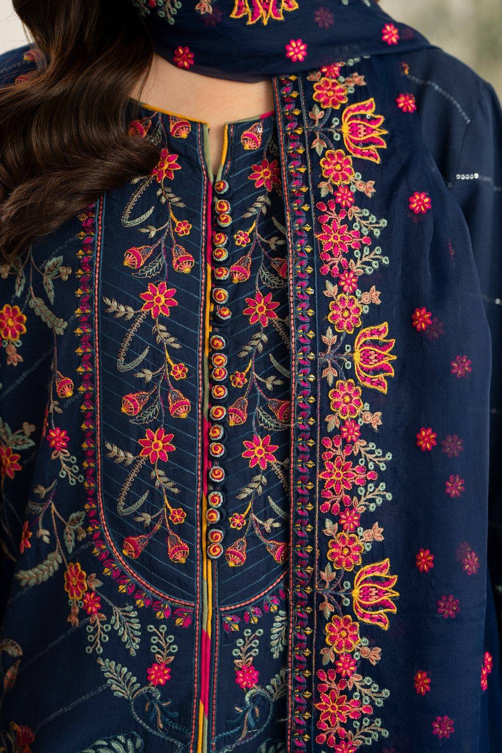 Maryum N Maria | Luxury Lawn 25 | ARAYA - MS50124 by Maria Faisal - Registered Vendor of : Maryum N Maria - type : Ladies Clothes - 100% original wedding dresses