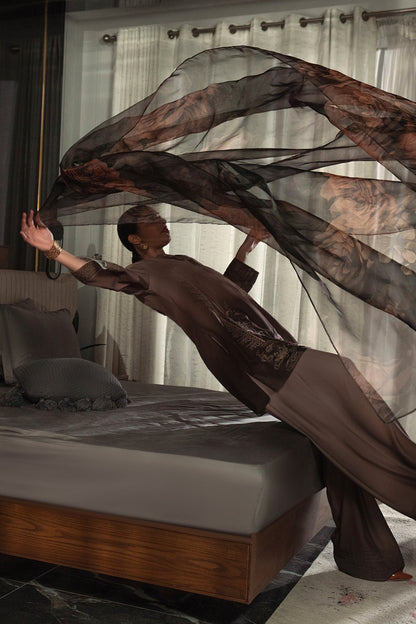 Erum Khan | Eid Edit 25 | Mocha Muse by Maria Faisal - Registered Vendor of : Erum Khan - type : Ladies Clothes - 100% original wedding dresses