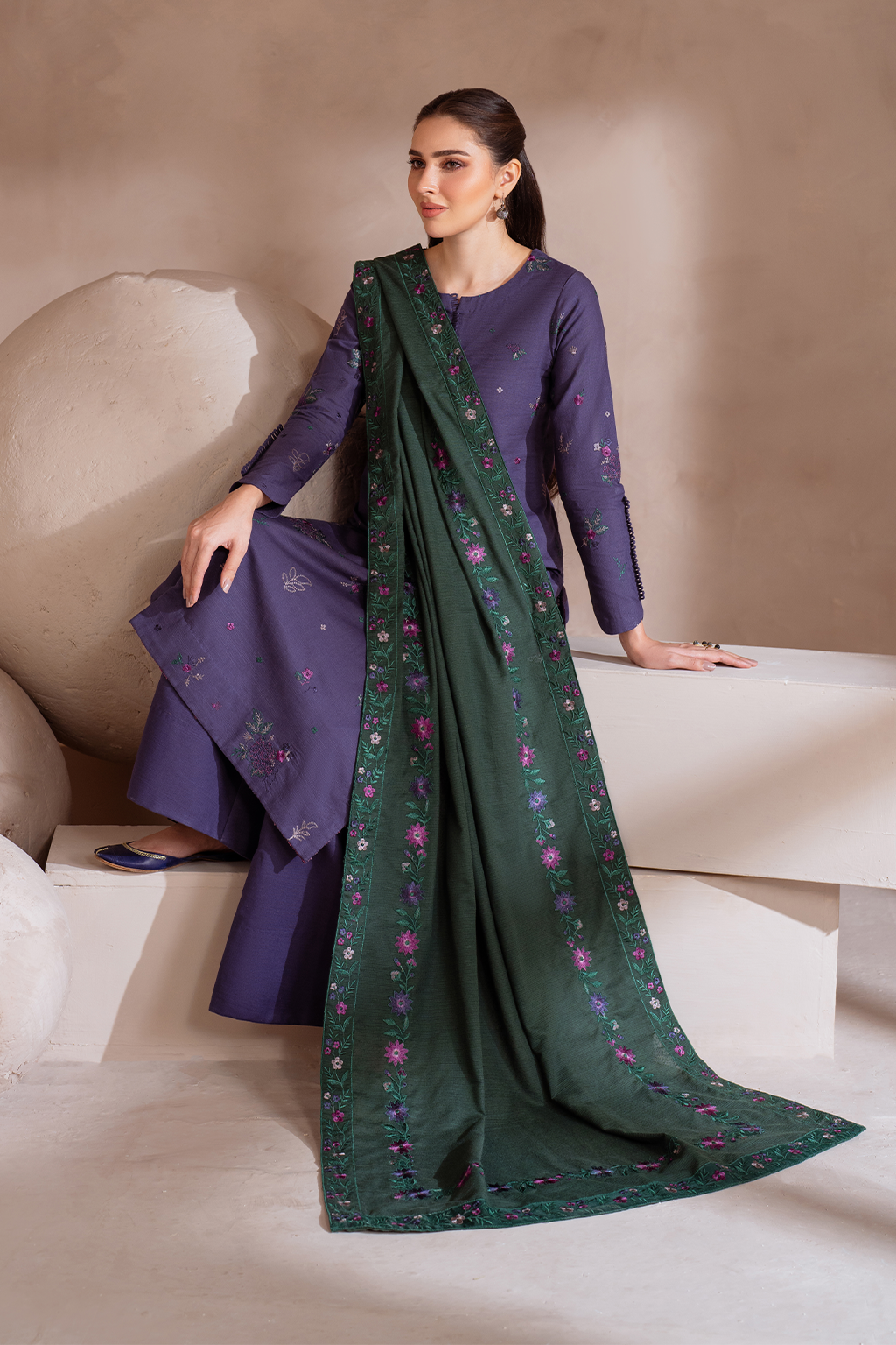 Iznik | Exclusive Winter | UE-366 - Ladies Clothes - Maria Faisal