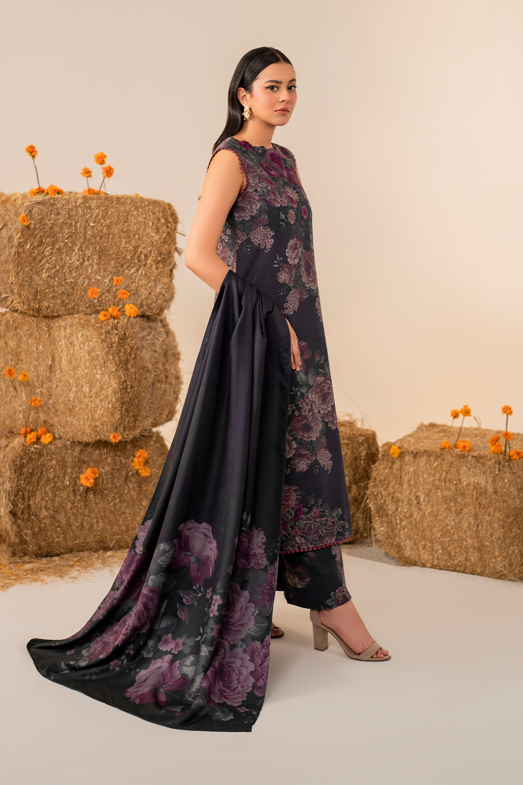 Iznik | Exclusive Winter | UE-353 - Ladies Clothes - Maria Faisal
