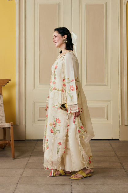 Maryam Hussain | Luxury Lawn 26 Vol 2 | Hala - Luxury Dress - available at Maria Faisal in UK and USA.