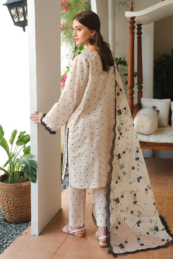 Baroque | Luxury Pret 24 | LAWN UF-649 - Designer Dress with Intricate embroidery and embellishments. Shop elegent wedding dress at Maria Faisal.