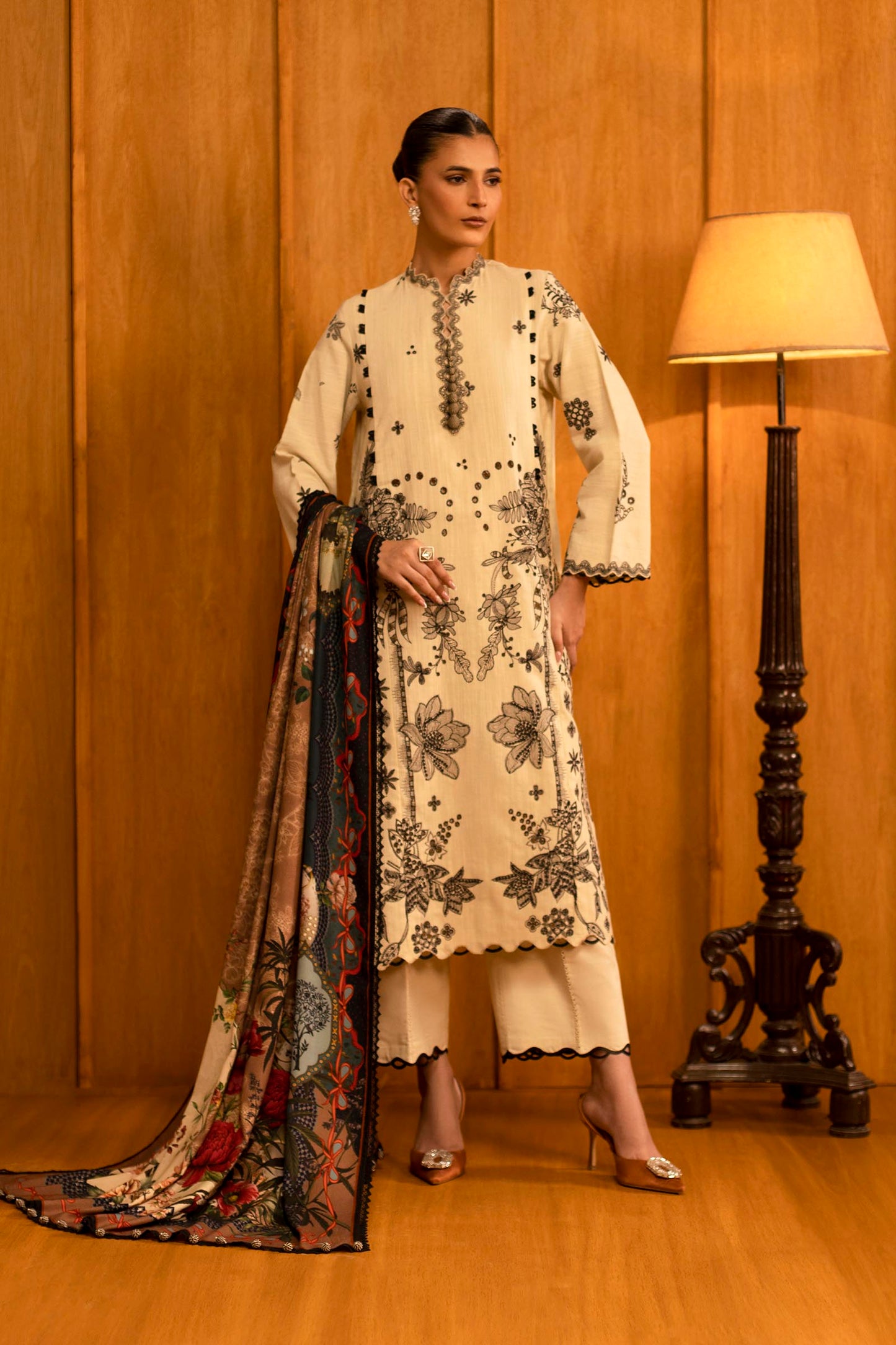 Sana Safinaz | Muzlin Winter 25 | M253-005B - Casual Dress - available at Maria Faisal in UK and USA.