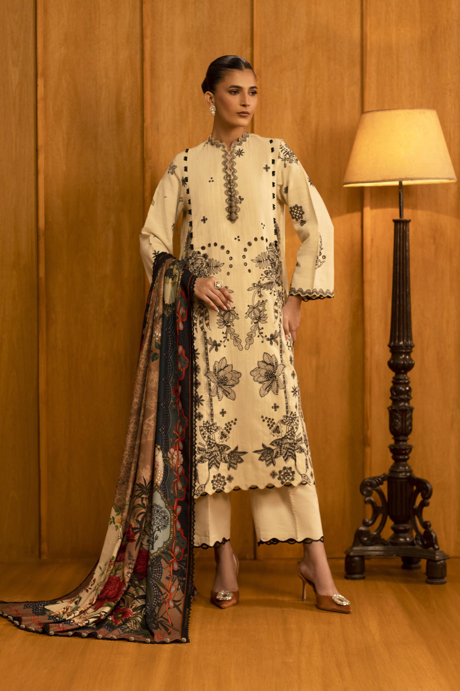 Sana Safinaz | Muzlin Winter 25 | M253-005B - Casual Dress - available at Maria Faisal in UK and USA.