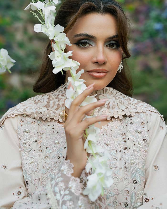 Zevk | Flora Festive Lawn | ASEEL by Maria Faisal - Registered Vendor of : Zevk - type : Ladies Clothes - 100% original wedding dresses