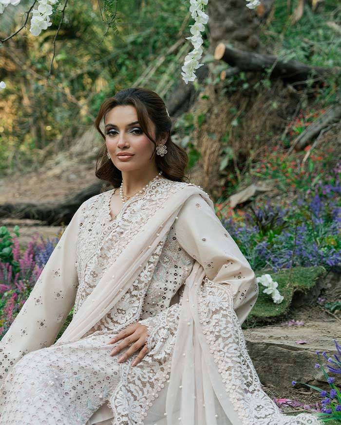 Zevk | Flora Festive Lawn | ASEEL by Maria Faisal - Registered Vendor of : Zevk - type : Ladies Clothes - 100% original wedding dresses