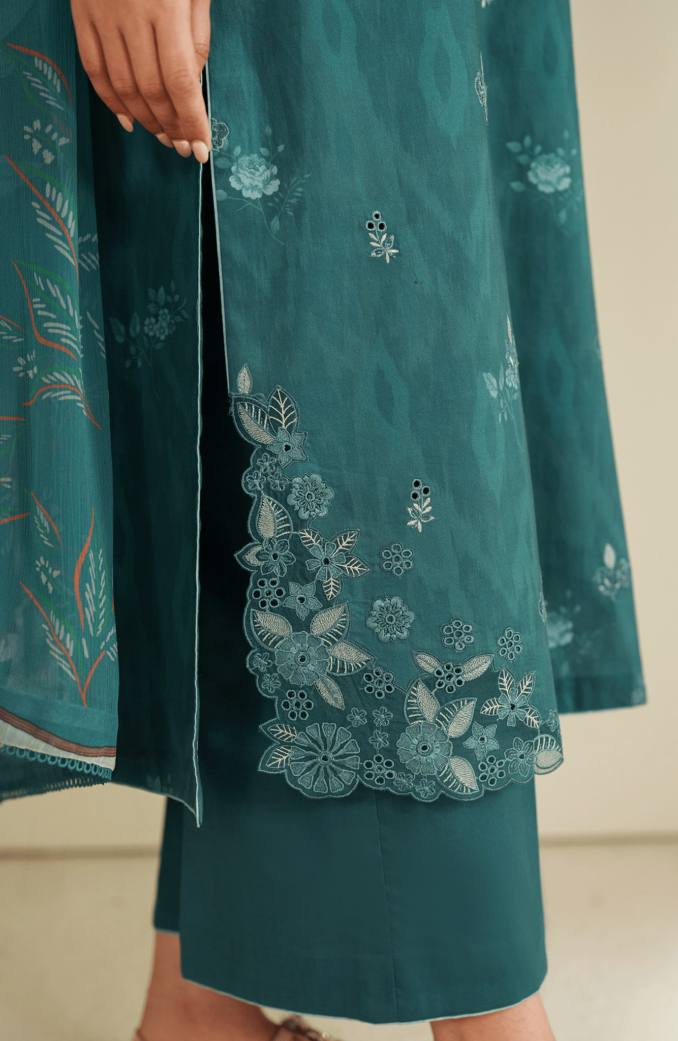 Seran | Ilara Cambric | CERINE - Ladies Clothes - Maria Faisal