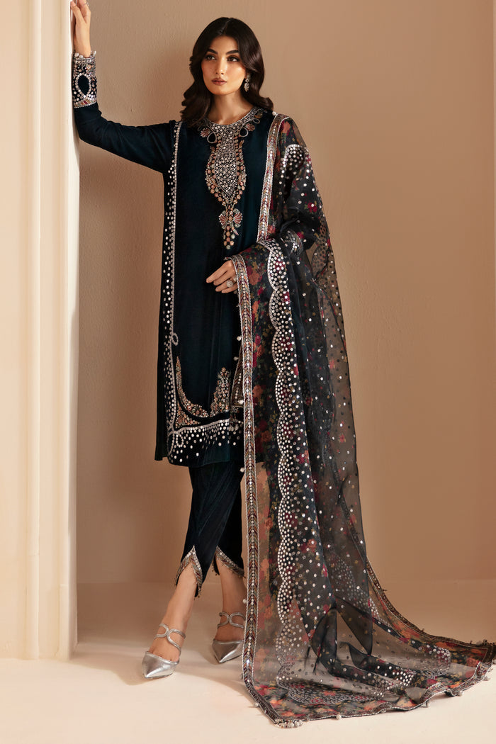 Jazmin | Velvet Edit 24 | VF-2021 - Ladies Clothes - Maria Faisal