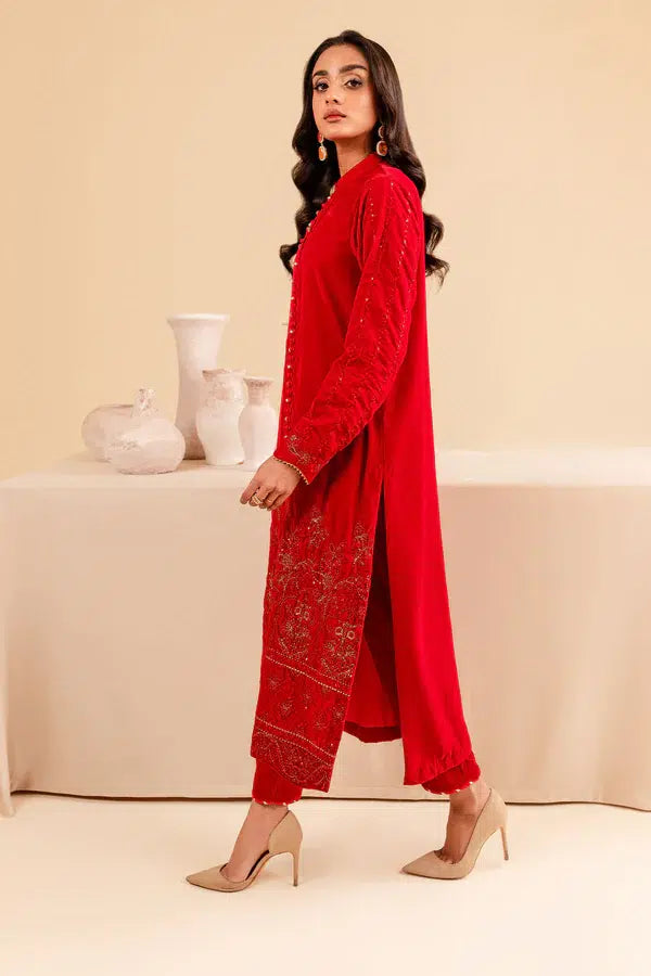 Nureh | Shades of Winter | Omairah
