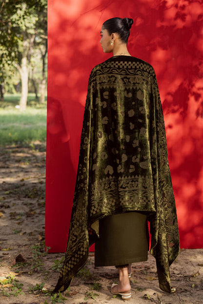 NE-190 – authentic Pakistani dress from the Exclusive Leather Peach collection for women in the UK