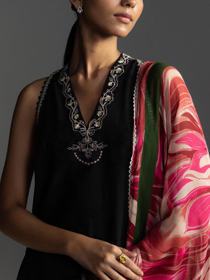 Zara Shahjahan | Coco Lawn 26 | Miro-2B - Luxury Dress - available at Maria Faisal in UK and USA.