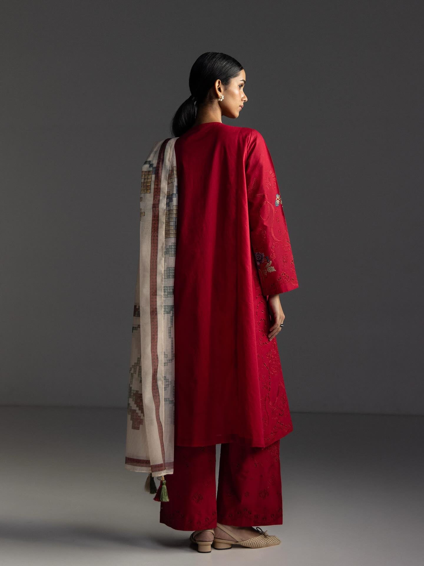 Zara Shahjahan | Coco Lawn 26 | Sune-10A - Luxury Dress - available at Maria Faisal in UK and USA.